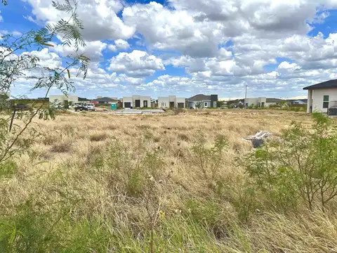 6708 El Bosal Ln., Laredo, TX 78046