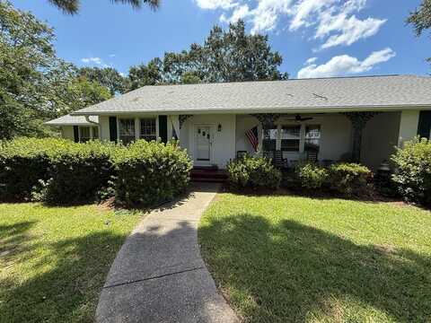 800 Wayne Street, Waynesboro, MS 39367