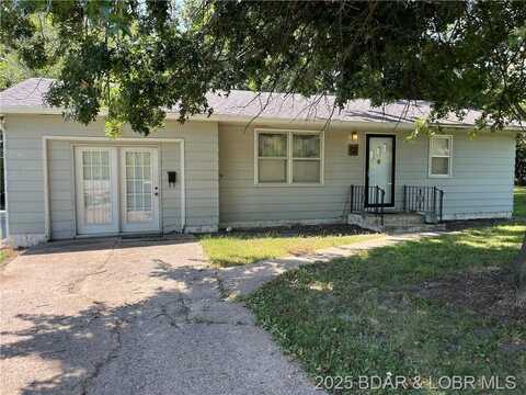200 Vine Street, Stover, MO 65078