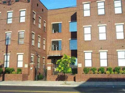 495 S FRONT, Memphis, TN 38103