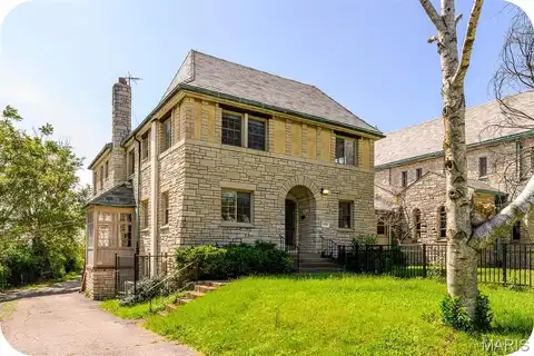 6304 Minnesota Avenue, Saint Louis, MO 63111