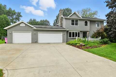 56 Lexington-Ontario Road, Ontario, OH 44903