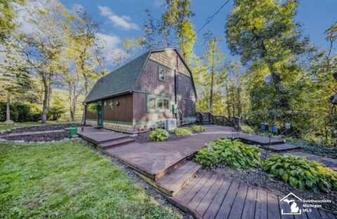 1193 Sand Lake, Onsted, MI 49265