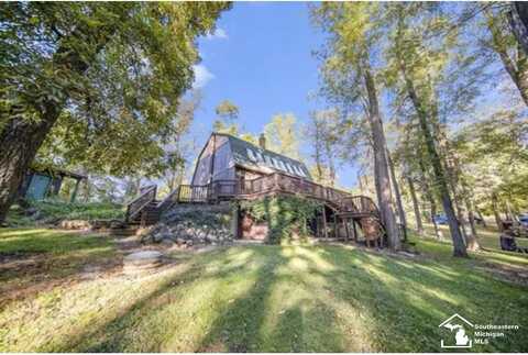 1193 Sand Lake, Onsted, MI 49265
