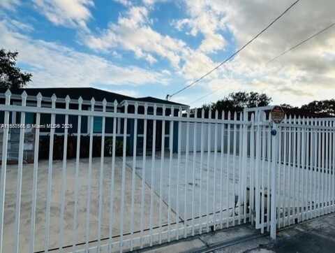 3220 NW 50th St, Miami, FL 33142
