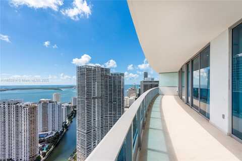 200 Biscayne Boulevard Way, Miami, FL 33131
