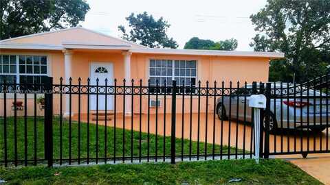 300 NW 179th Ter, Miami Gardens, FL 33169