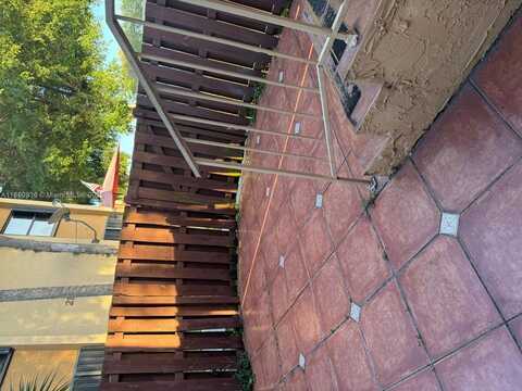 201 W Park, Miami, FL 33172