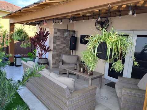 18816 NW 52nd Ct, Miami Gardens, FL 33055