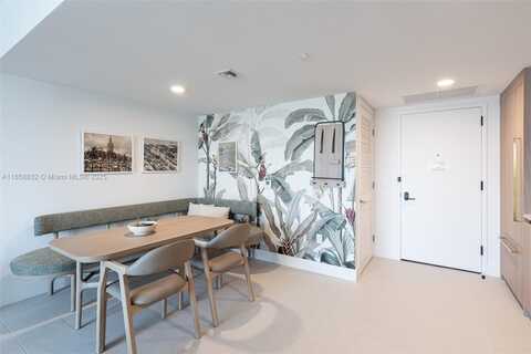 601 NE 1st ave, Miami, FL 33132