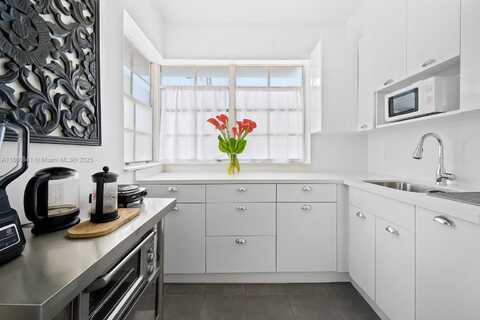 1005 Meridian Ave, Miami Beach, FL 33139