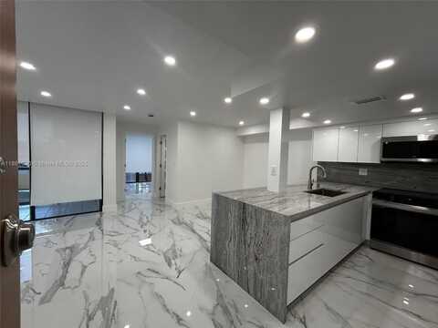 11790 SW 18th St, Miami, FL 33175