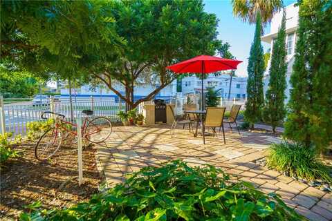 2425 Flamingo Pl, Miami Beach, FL 33140