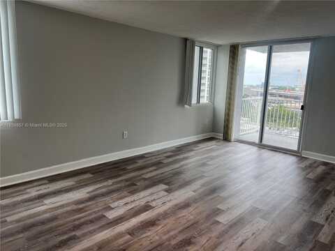800 N Miami Ave, Miami, FL 33136
