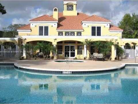 2400 NW 33rd St, Oakland Park, FL 33309