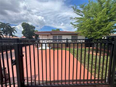 4263 NW 3rd St, Miami, FL 33126