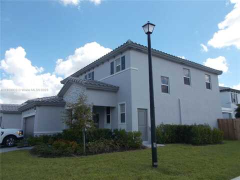 879 SE 26th Ter, Homestead, FL 33035