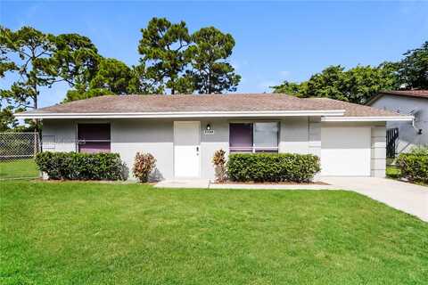 7109 Glenwood Dr, Boynton Beach, FL 33436