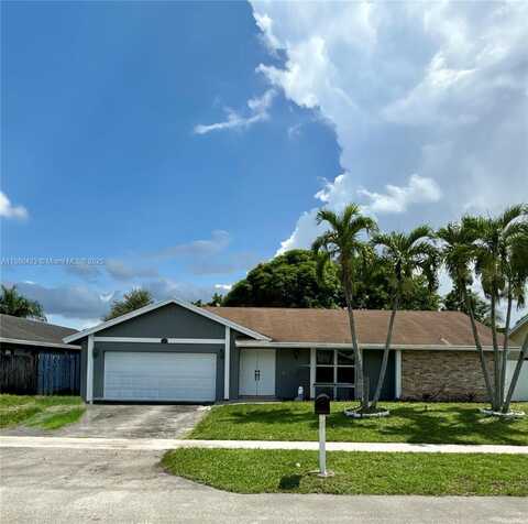 7150 NW 46th St, Lauderhill, FL 33319