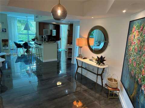 110 Washington Ave, Miami Beach, FL 33139