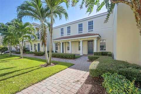 8305 NW 8th Ter, Boca Raton, FL 33487
