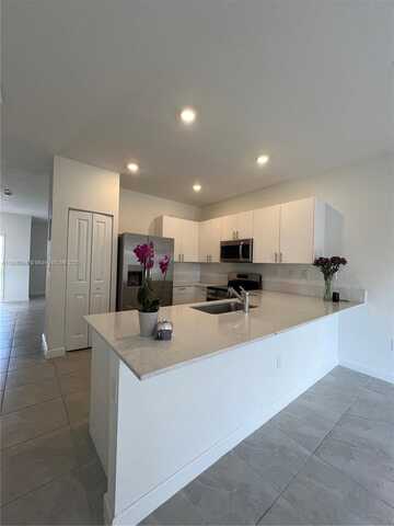 12725 SW 234th Ter, Homestead, FL 33032