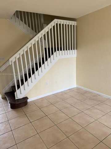 2746 SE 15th Pl, Homestead, FL 33035