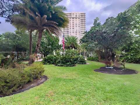 2801 NE 183rd St, Aventura, FL 33160