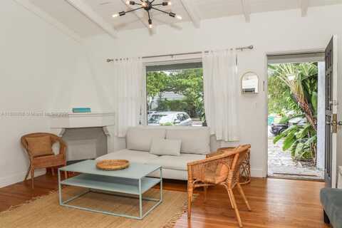 460 NE 76th, Miami, FL 33138