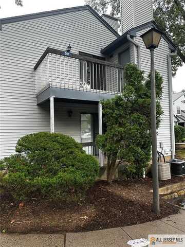 501 Woodbridge Commons Way, Iselin, NJ 08830