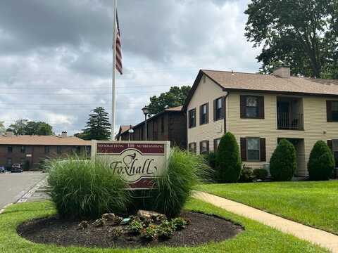 18-c Foxhall, Middlesex, NJ 08846