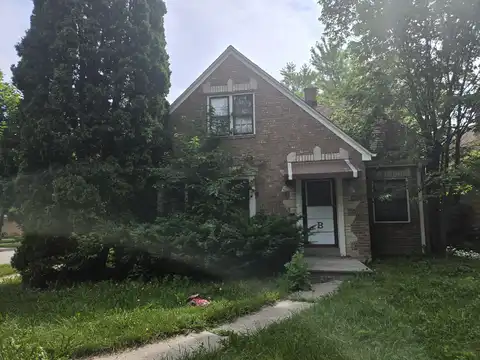 4072 N 41st St, Milwaukee, WI 53216