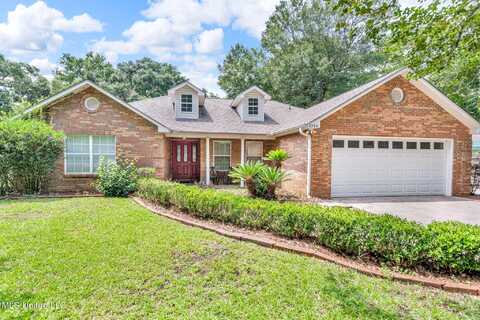 2721 N 6th Street, Ocean Springs, MS 39564