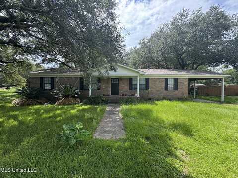 6204 Alamo Trail, Moss Point, MS 39562