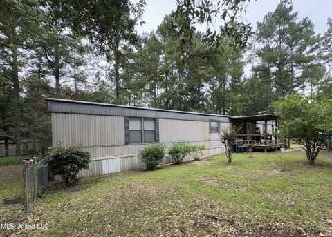 143 Turkey Pine Road, Lucedale, MS 39452