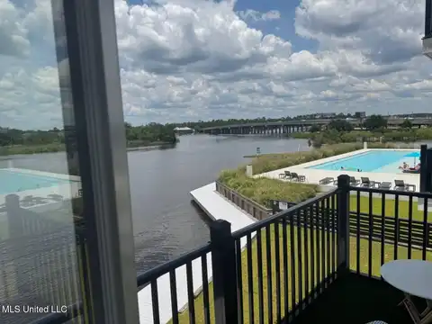 1302 Magnolia Street, Gulfport, MS 39507