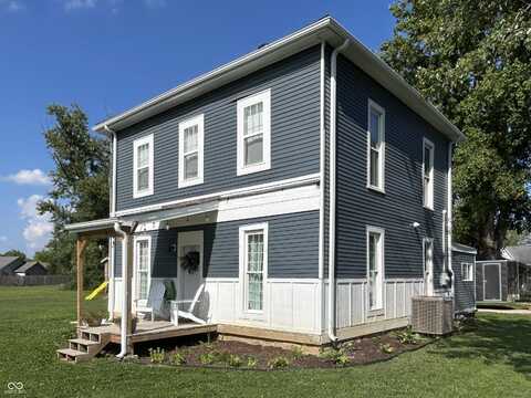 385 S Jackson Street, Hartsville, IN 47244