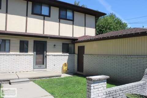 27085 Campau, Harrison, MI 48045