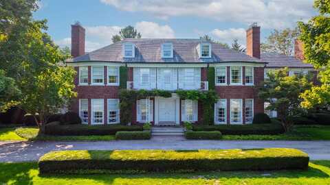 309 Lake Shore, Grosse Pointe Farms, MI 48236
