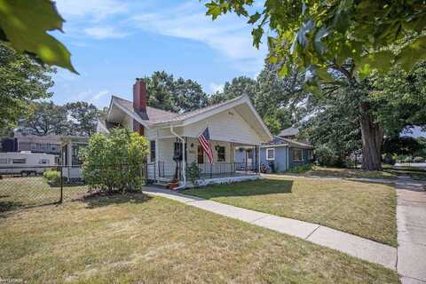 902 Jenkinson, Port Huron, MI 48060