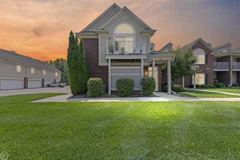 27016 Carrington, Harrison, MI 48045