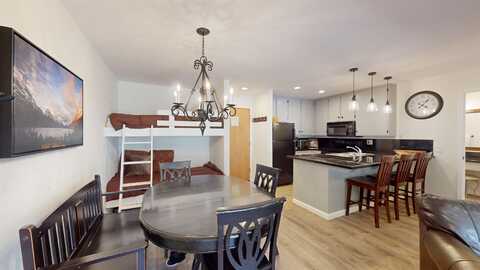 895 Canyon Blvd. #73, Mammoth Lakes, CA 93546