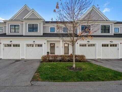 10 Southfield Ln, Sherborn, MA 01770