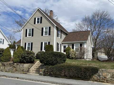 7 Hopedale St, Hopedale, MA 01747