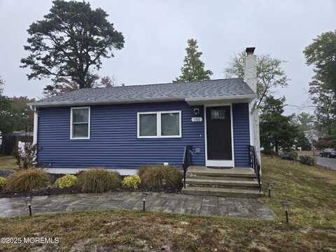 182 Baywood Boulevard, Brick, NJ 08723
