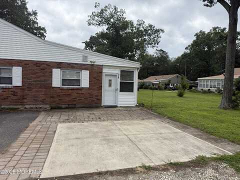 21 Cedar Street, Toms River, NJ 08757