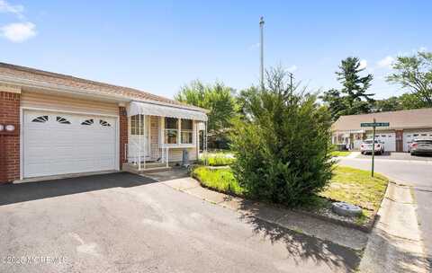 1 B Potomac Lane, Whiting, NJ 08759