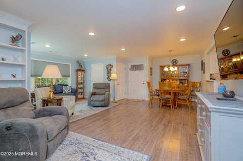 148 Viburnum Terrace, Red Bank, NJ 07701