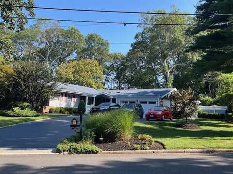 87 Teed Street, South Huntington, NY 11746