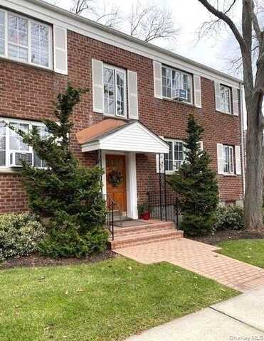 417 W Main Street, Huntington, NY 11743